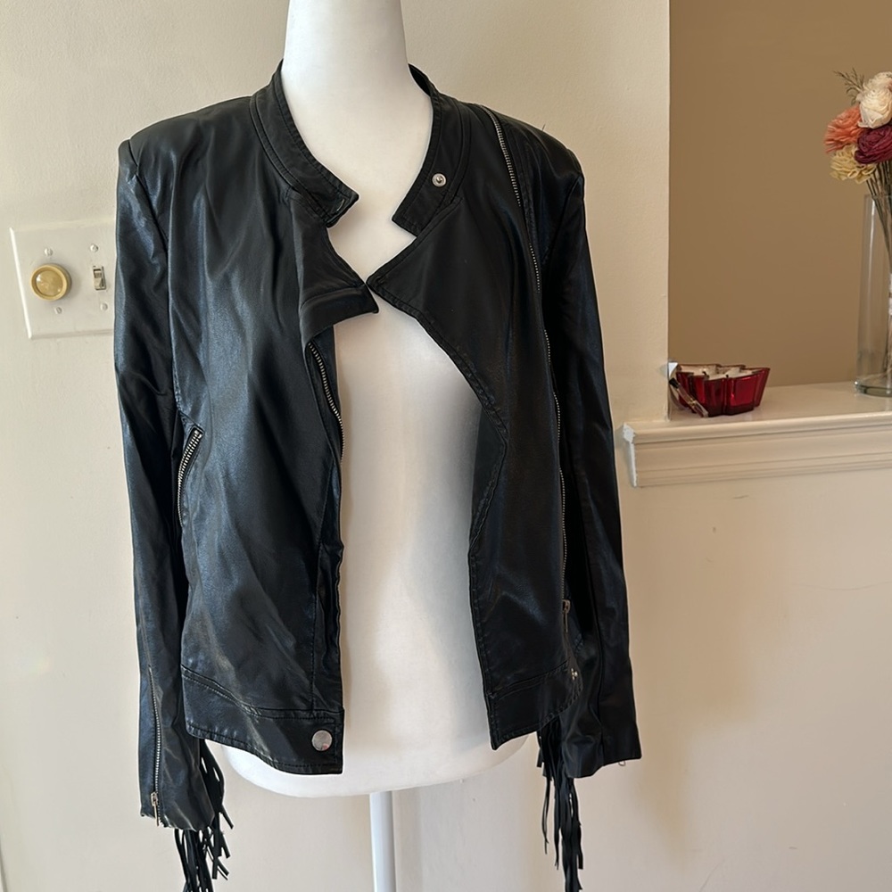 Faux leather fringed moto jacket - Picture 4 of 8